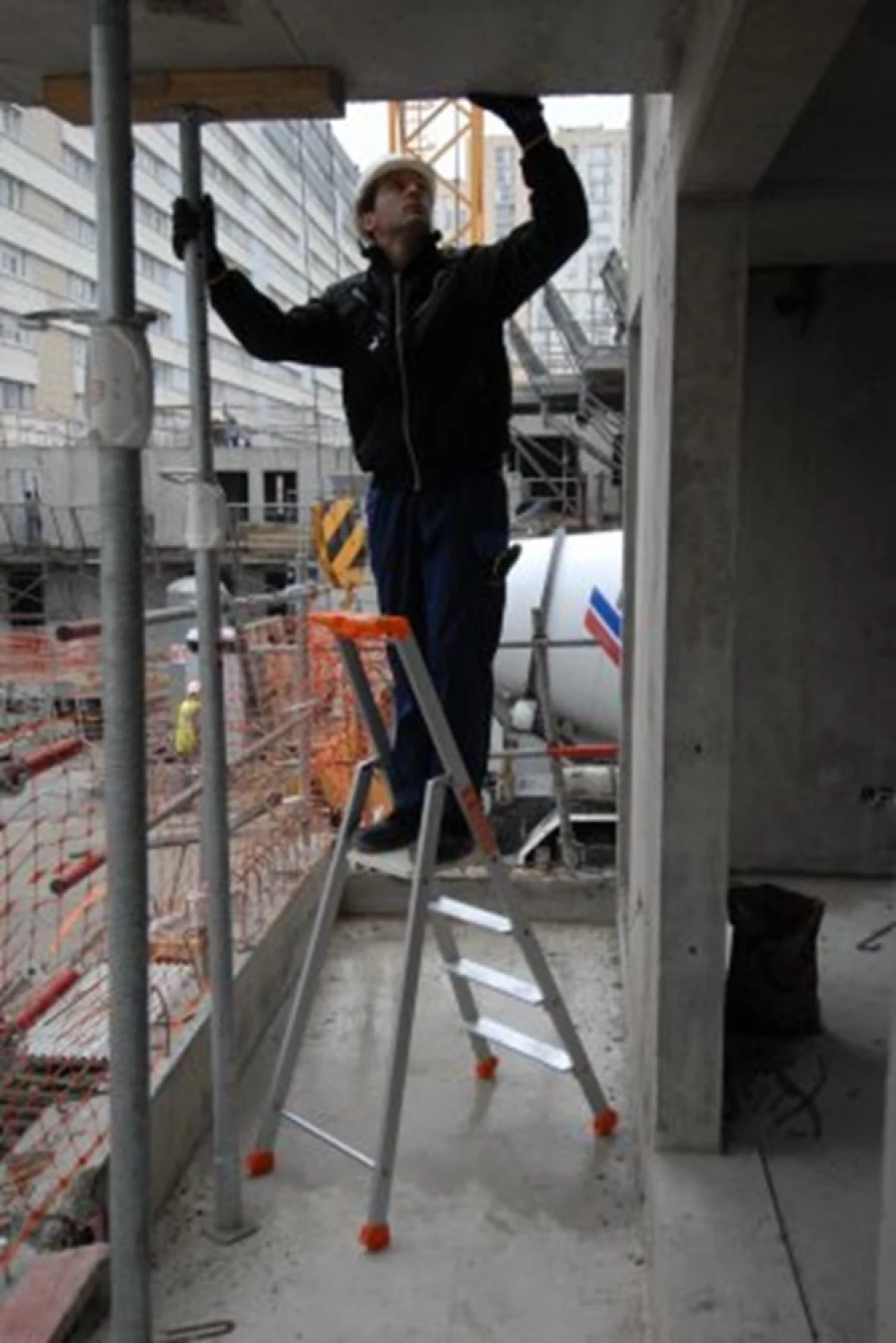 Little Jumbo 1223700010 Échelle - Simple - Aluminium avec accoudoir - 10 échelons - hauteur de travail max 4.20 m.-image