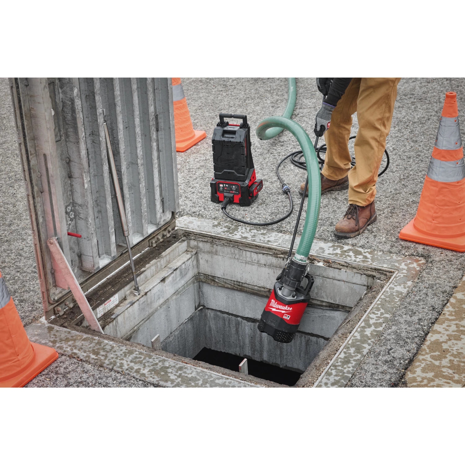 Milwaukee MXF SMP2E-0 MX Fuel accu dompelpomp (Alleen pomp)-image