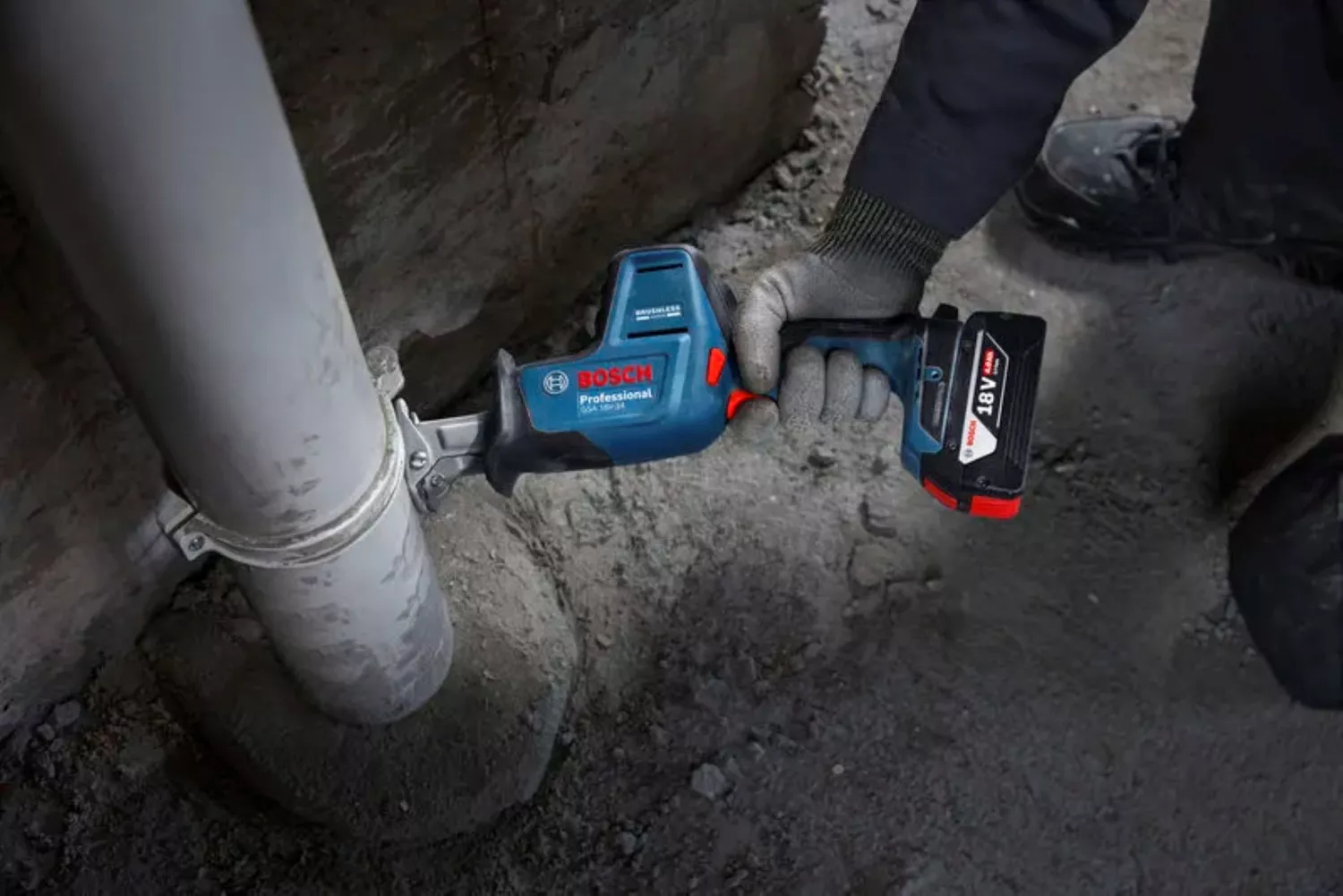 Bosch GSA 18V-24 18V accu Reciprozaag body in L-Boxx-image