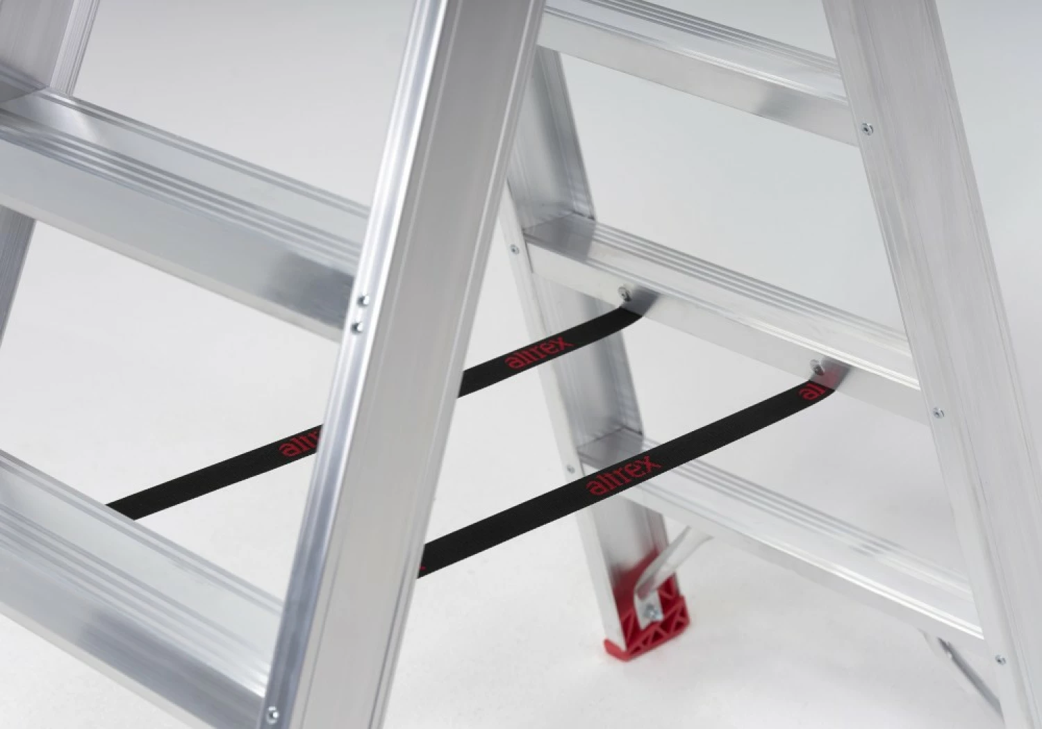 Altrex Sierra SDO 5 Dubbele trap - Aluminium - 2 x 5 treden - max. werkhoogte 3,2m-image