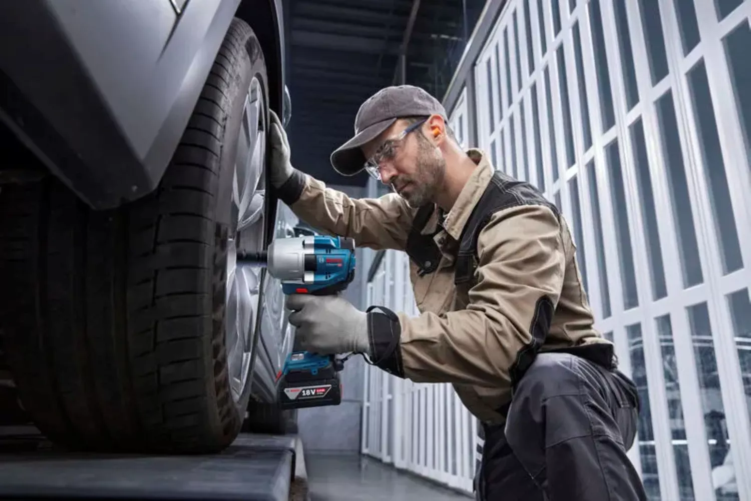 Bosch GDS 18V-780 18V accu Slagmoersleutel set (2x 5,0 Ah) in L-Boxx - 780Nm-image