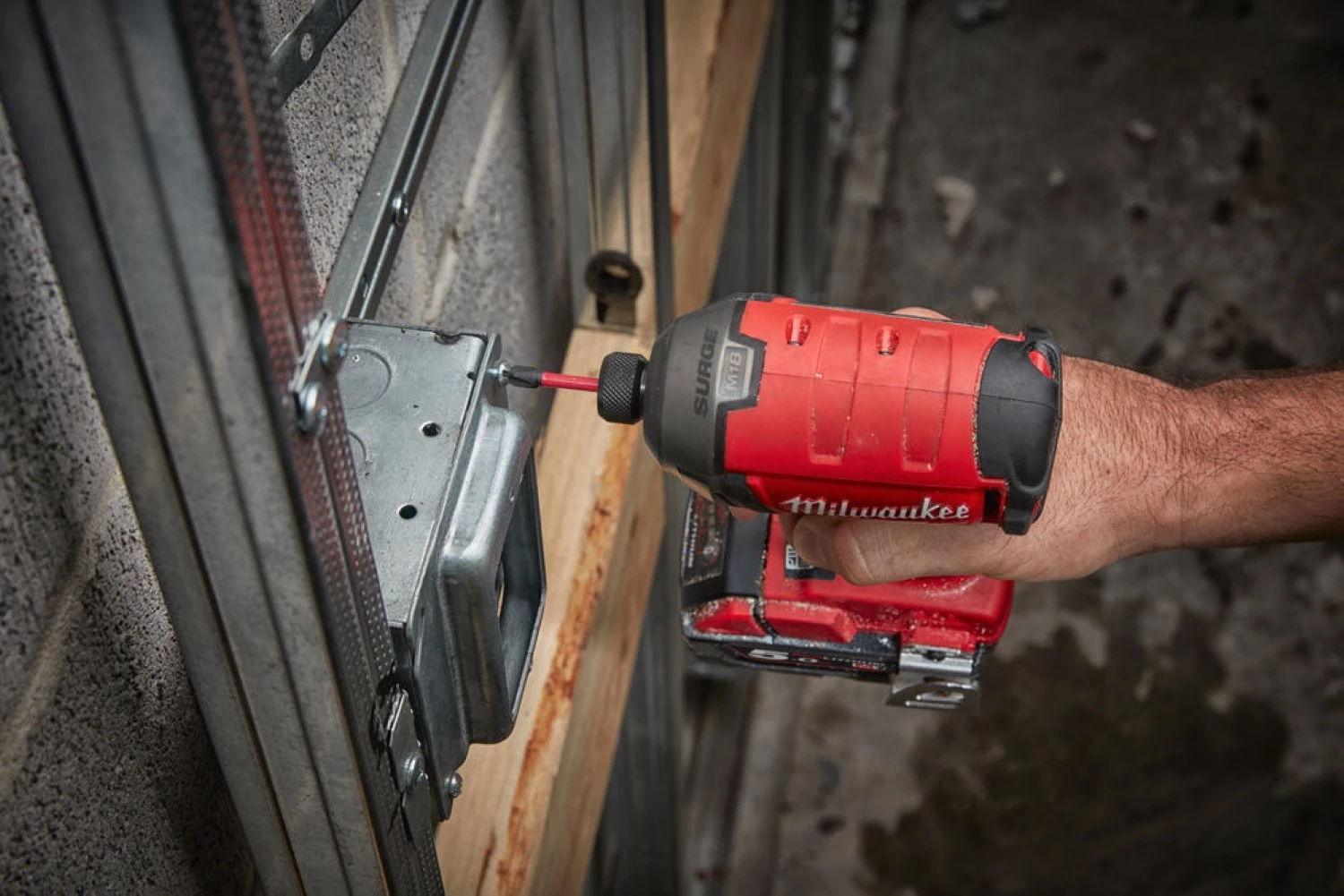 Milwaukee M18 FQID-501B Kit visseuse à percussion sans fil 18 V Li-ion (1 batterie 5,0 Ah) dans un sac-image
