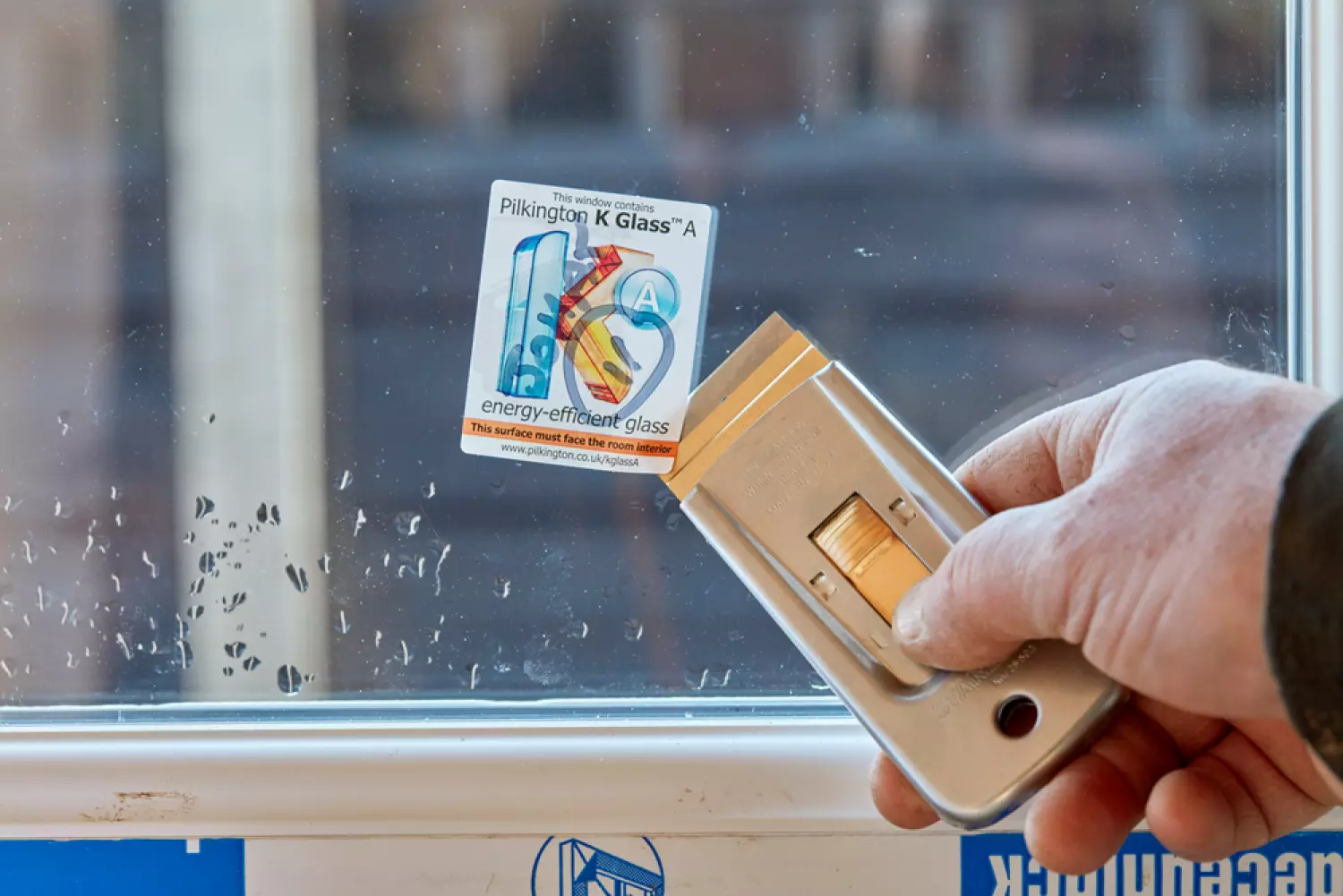 Stanley 0-28-500 Metalen verf- en glasschraper-image