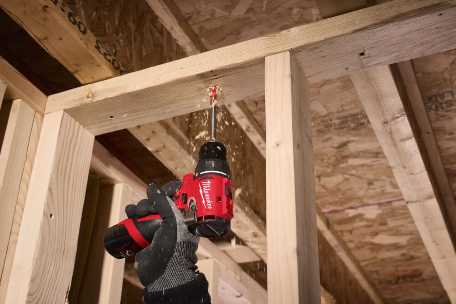 Milwaukee M12 BLDDRC-202C Kit perceuse/visseuse sans fil 12 V Li-ion (2 batteries 2,0 Ah) dans un coffret - 40 Nm-image