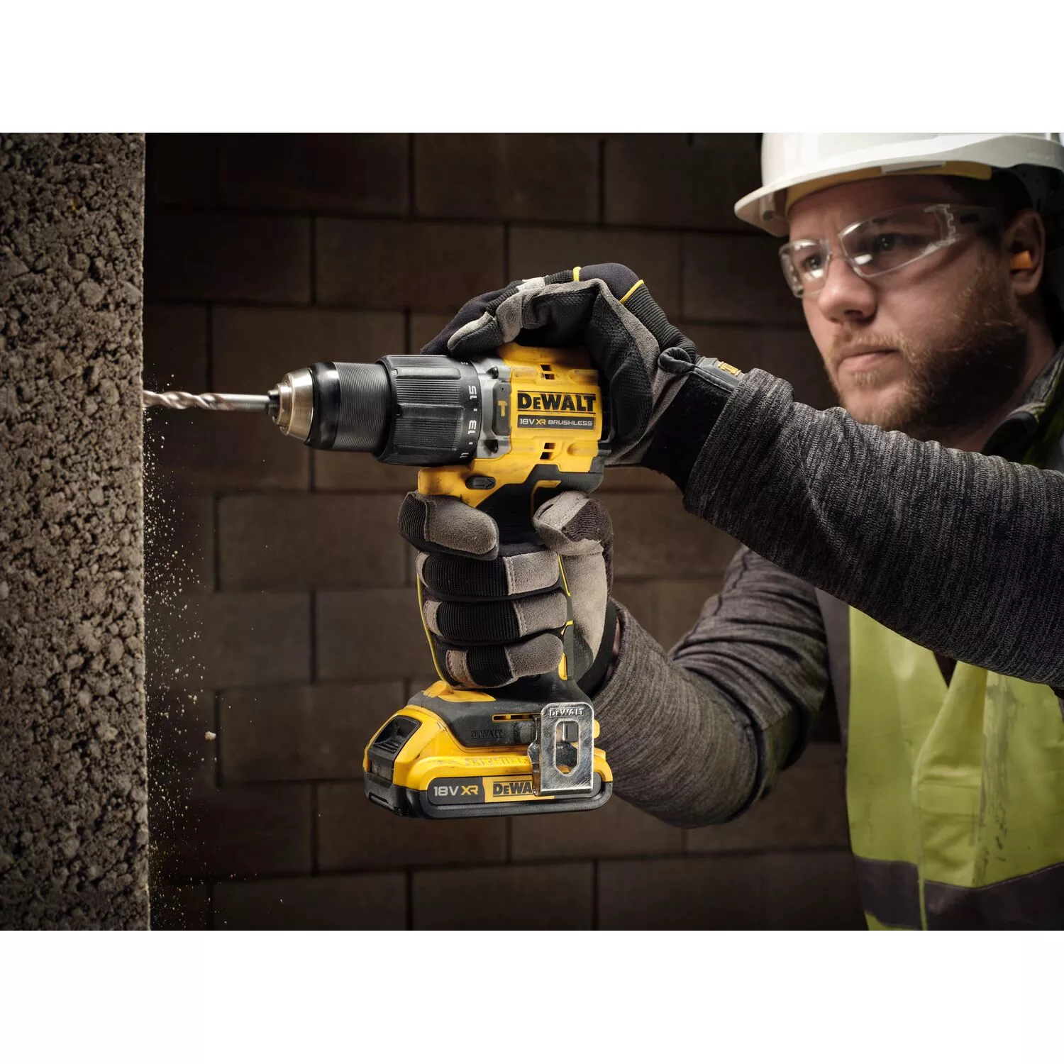 DeWALT DCD799D2T 18V Li-ion accu klopboor-/schroefmachine set (2x 2.0Ah accu) in TSTAK-image