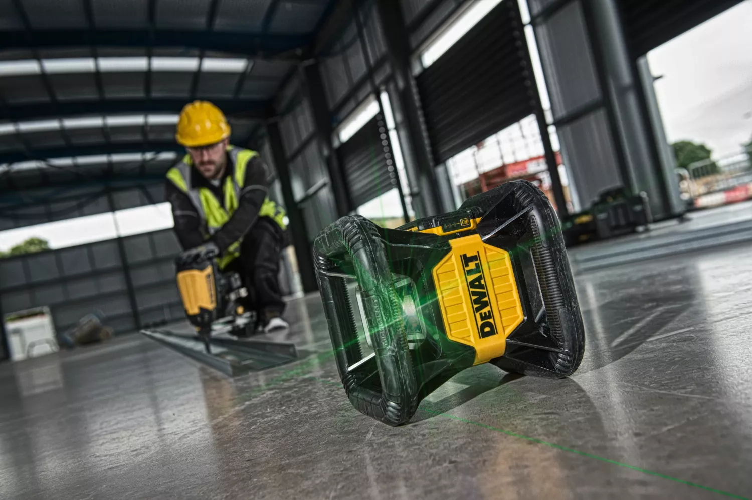 DeWALT DCE079D1G 18V Ensemble de laser rotatif incl. récepteur dans une valise - Vert - 76m - IP67-image