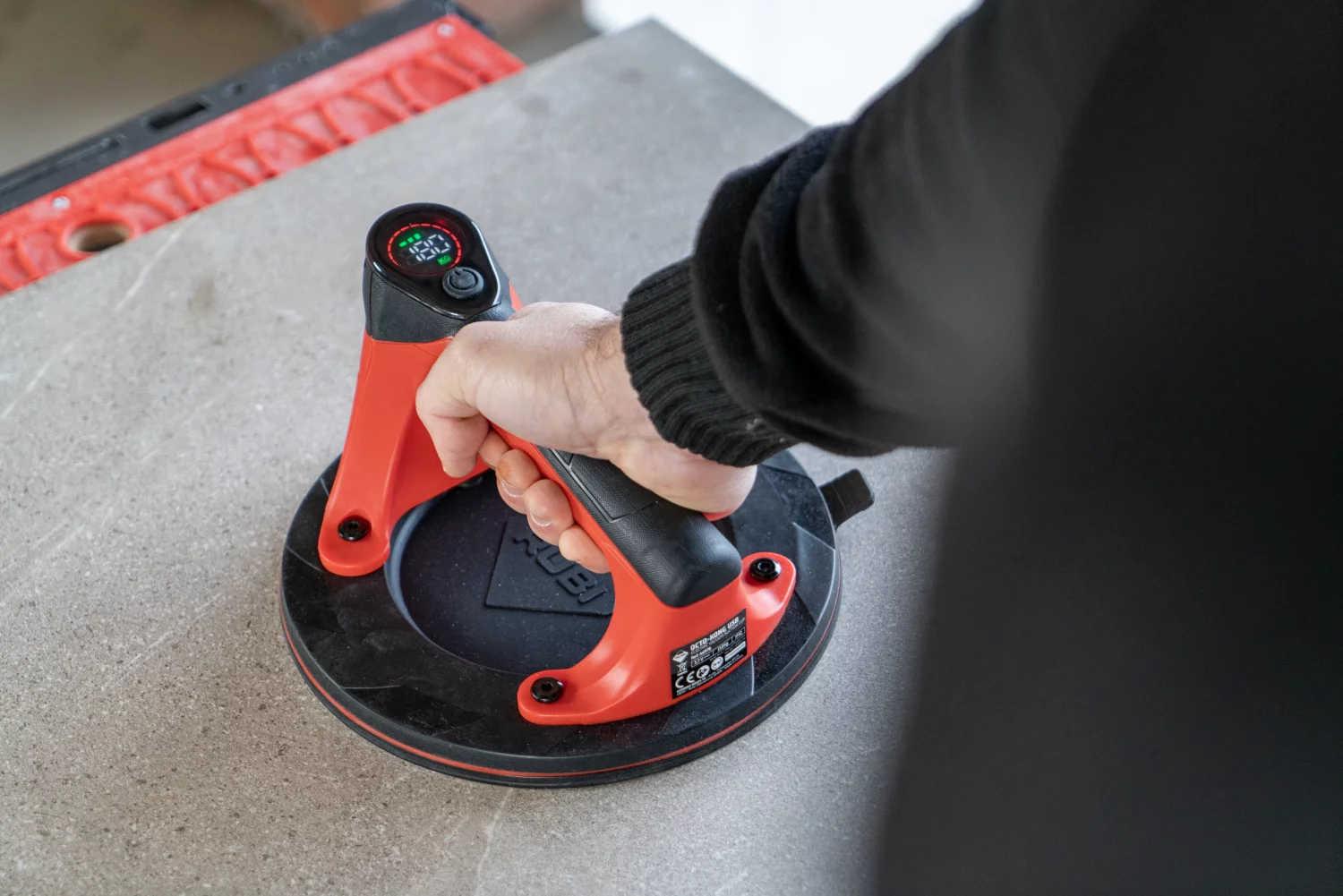 Rubi 66978 Chariot à carreaux Octo Kong-USB Energy dans valise - 150 kg