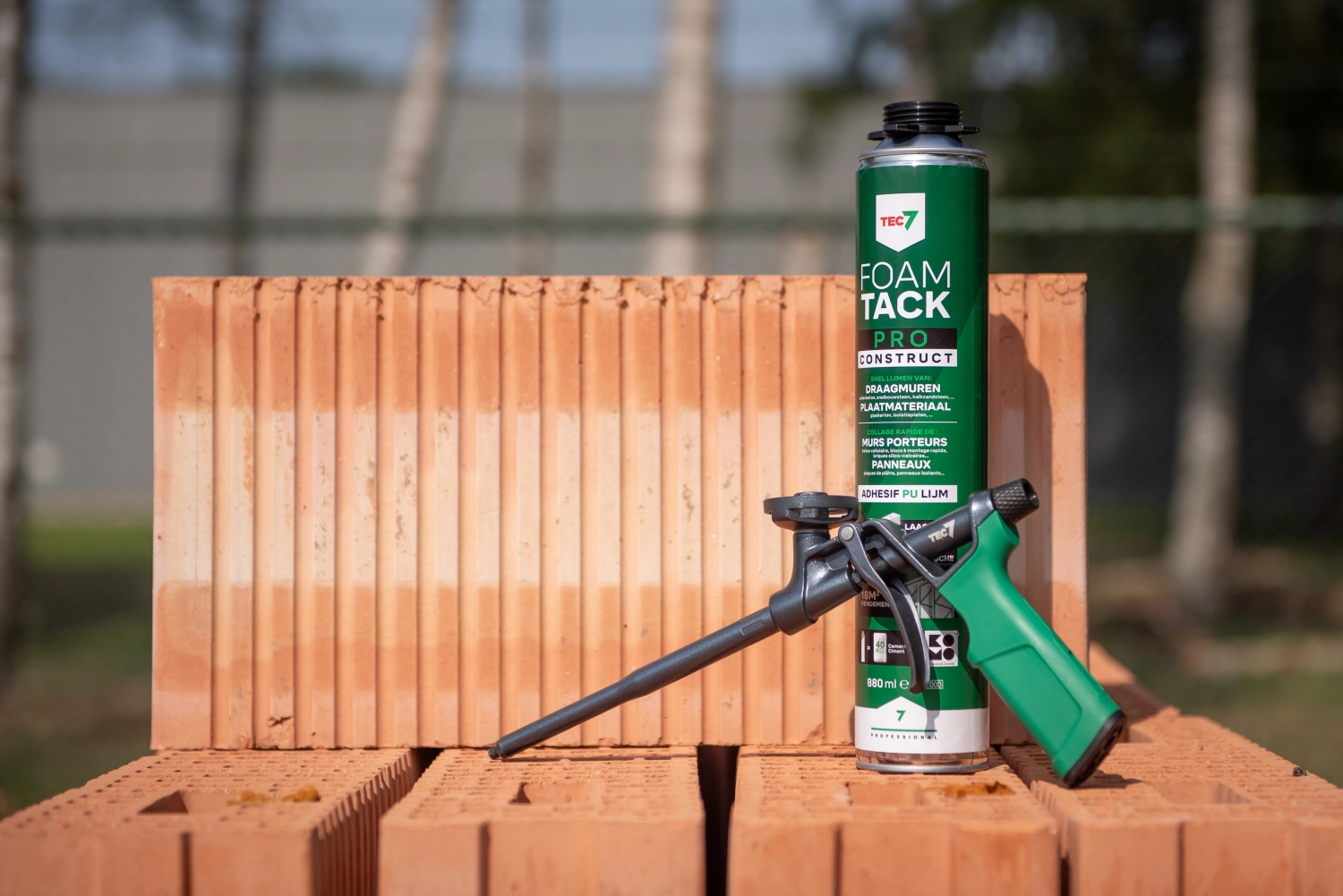 TEC7 Starterskit FoamTack Pro Construct (3x 880 ml, reiniger en gun)-image