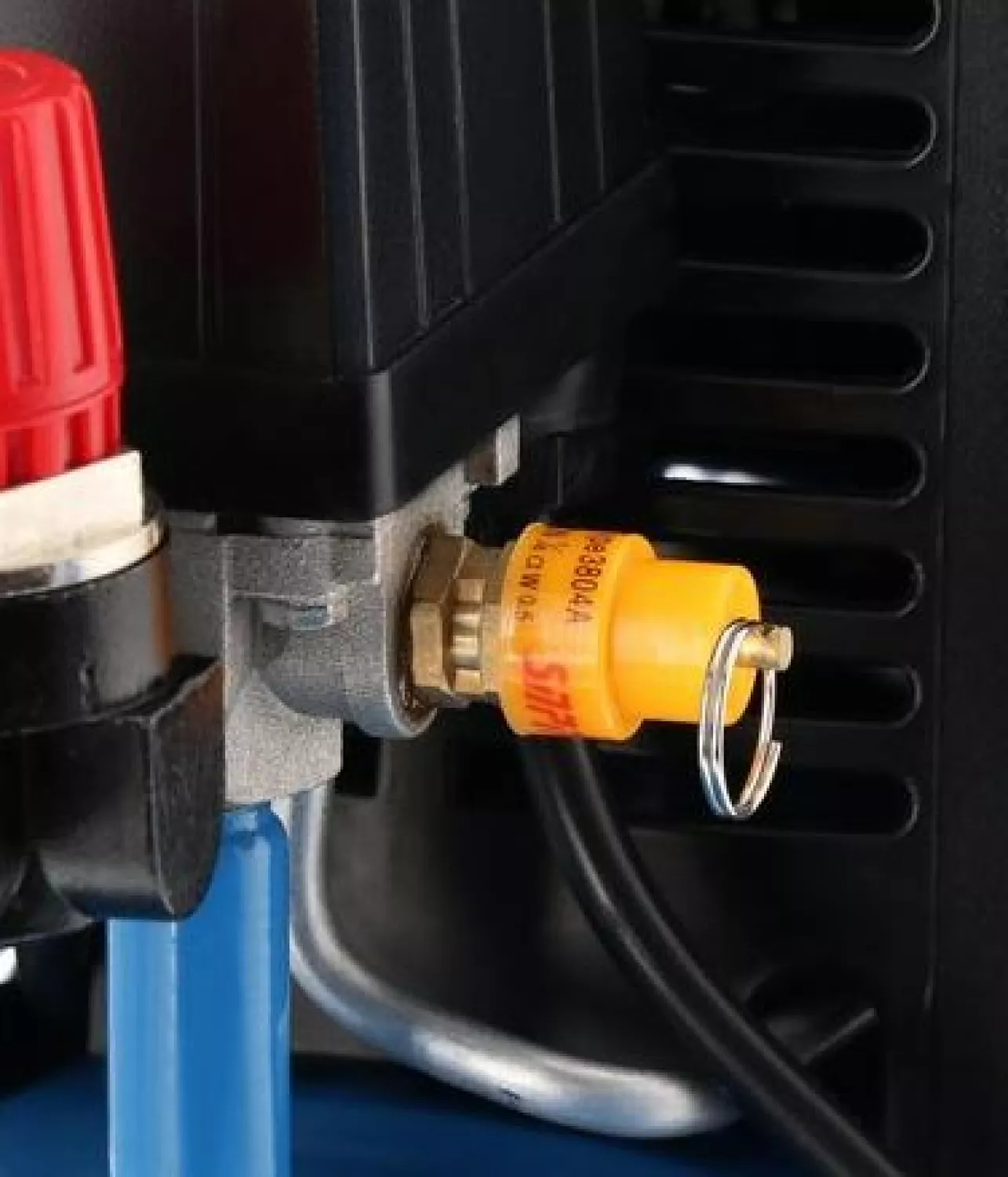 Airpress 36741-K1 - Olievrije Compressor HLO 215-25 8 bar 1,5 pk 172 l/min 24 l-image