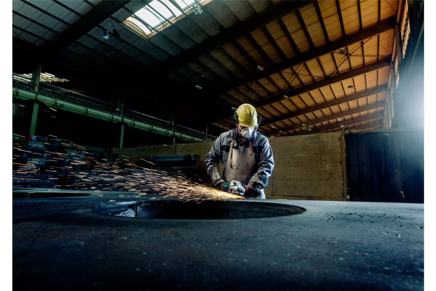 Metabo WE 24-230 MVT Haakse slijper - 2400W - 230mm-image