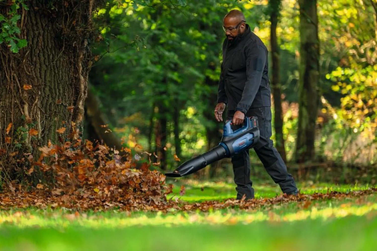 Bosch GBL 18V-800 Souffleur de feuilles sans fil 18 V-image